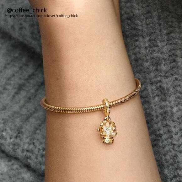 Pandora Heart Snowflake Snow Globe Dangle Charm - Picture 2 of 2